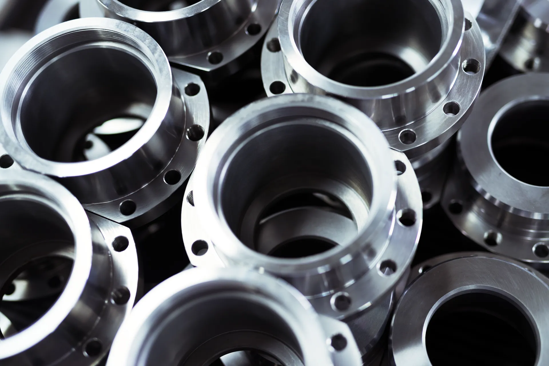 Metallic gears and precision parts